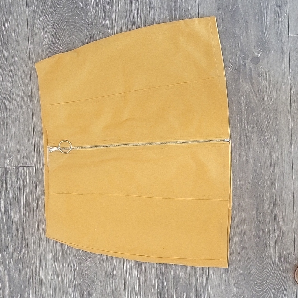 CHLOE & KATIE Yellow Skirt Size XL